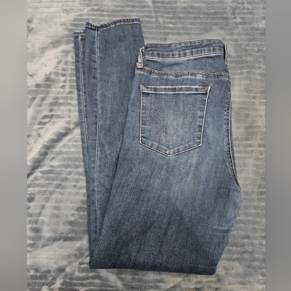 Articles Of Society Medium Wash Skinny Jeans! - Picture 1 of 8